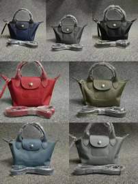 Picture of Longchamp Handbags _SKUfw186540900fw